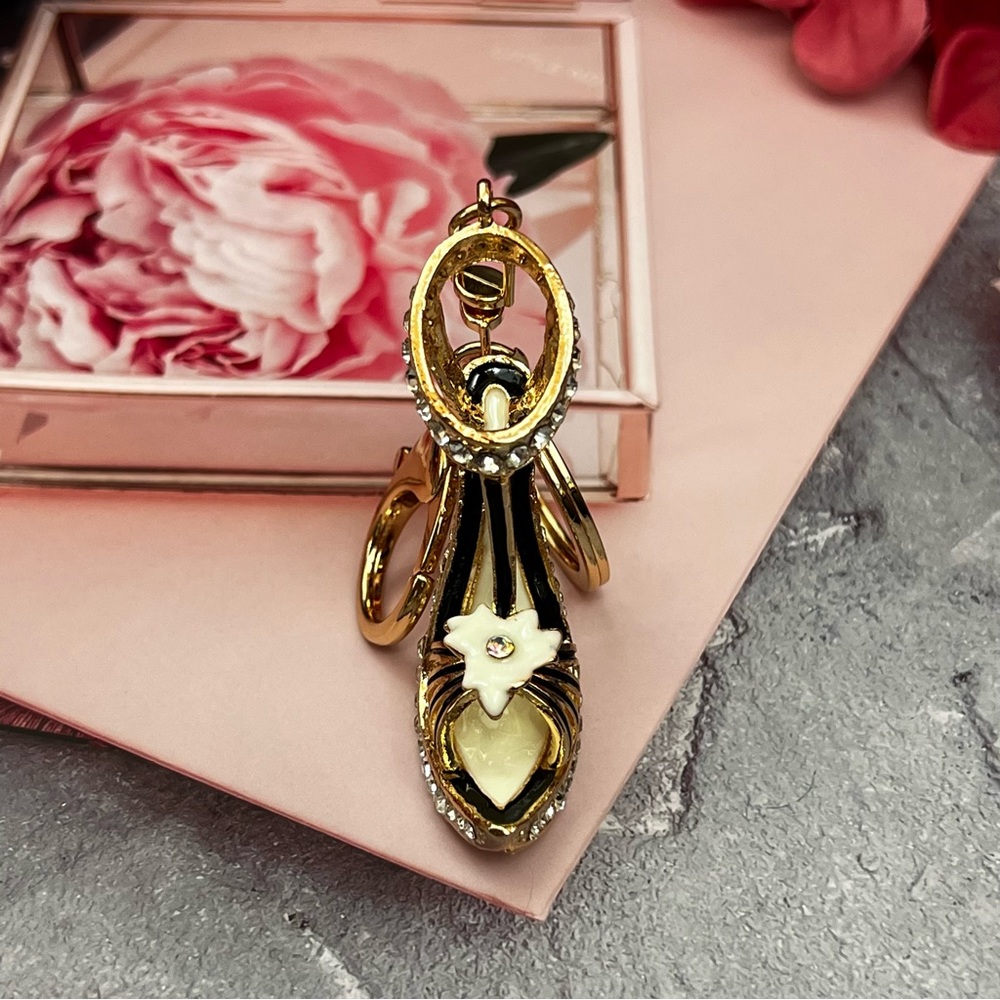 Stunning Gold & Silver Crystal High Heel Shoe Keychain Charm - Picture 7 of 16